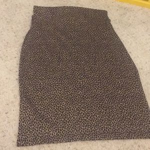 👗🎉Lovely animal print skirt🎉